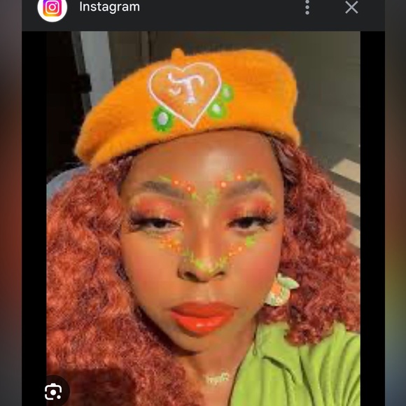 Trixie Cosmetics Beret. - Picture 3 of 13